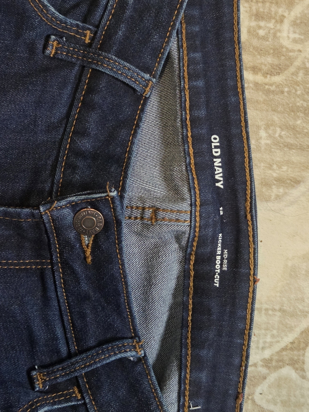 Old Navy Women’s Dark Blue Bootcut Jeans 12